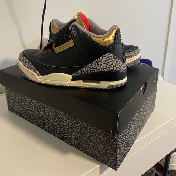 Gently used, price negotiable, only pair selling & in Quebec Montreal - Picture 2 of 4